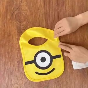 ผ้าซับน้ำลายมีกระดุมรูปสัตว์ การเนื้อตัวแบบกันน้ำ เสริมสร้างความงาม เหมาะสำหรับเด็ก 0-3 ปี