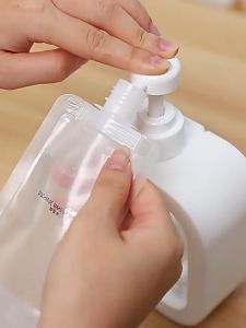 Portable Travel Shampoo Lotion Bag Dispenser 30/50/100ml Refillable Transparent Containers Bag Small Bag旅行分装瓶