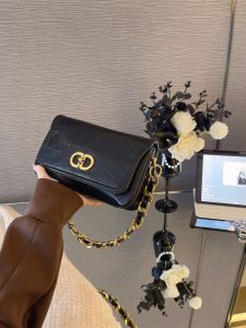 MY&FSNH | Versatile Vintage Shoulder Bag