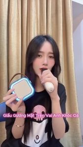 ( HÀNG MỚI 2024 ) Loa Bluetooth Mini K12 Không Dây - Hát Karaoke Cực Đỉnh Âm Thanh Siêu Trong Bass Mạnh Kèm 1 / 2 Mic Hát