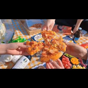 CHAMPS Tikar Lipat 150 x 100: Karpet Piknik Tahan Air & Praktis