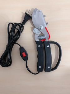 Electric Pig Tail Cutter 220V Electro-thermal Heating Tail Pliers for Piglet Pig Coop Pig Raising Supplies