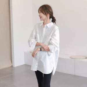 เสื้อเชิ้ตแขนยาวสีขาวสำหรับคุณแม่ตั้งครรภ์สไตล์มินิมอล ทรงหลวม แขนยาว ปกโปโล สำหรับใส่ไปทำงานในฤดูใบไม้ผลิและฤดูใบไม้ร่วง