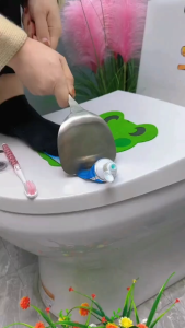 HTF.Rolling Tube Toothpaste Squeezer Toothpastes Tube Squeezer