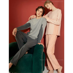 ชุดนอนผ้าสำลีสองด้านชุดอยู่บ้านผ้าฟลีซแบบบางแบบสวมหัวบุขนกำมะหยี่หนาพิเศษแบบฤดูหนาวสำหรับคู่รักผู้ชายและผู้หญิงสำหรับฤดูใบไม้ร่วงและฤดูหนาว