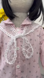 Setelan Alana Katun Plisket Anak Perempuan Nyaman Di Pakai Usia 3-12 Tahun | Fashion Trendy 2025 Anak Cewek Model Baju Atasan Kemeja Lengan Panjang Bermotif | Model Krah Rempel Brukat Full Kancing & Celana Jeans Denim Cutbray Belah