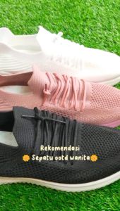 NW031 Sepatu Olahraga Running Wanita