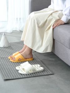 Summer Home Bathroom Slippers for Women and Men Couples Indoor Anti-slip Slippers Shower Leakage Slippers