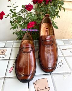 Giày lười nam da bò mẫu mới..phom dáng chuẩn đẹp..thiết kế sang trọng..mã L02..màu nâu vàng..bảo hành một năm