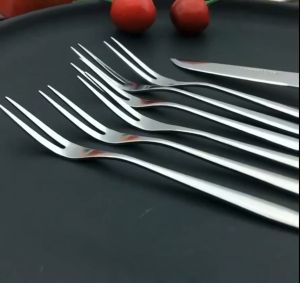 20Pcs Stainless Steel Fruit Forks Tasting Appetizer Forks Mini Cake Dessert Fork Salad Fruit Forks Household Kitchen Tableware