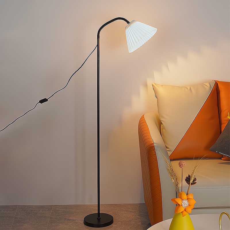 โคมไฟตั้งพื้น หลอดไฟ 3 สี  ใช้กับขั้ว หลอด โคมไฟอ่านหนังสือ โคมไฟประดับห้อง โคมตั้งพื้นพับเก็บได้ Floor lamp