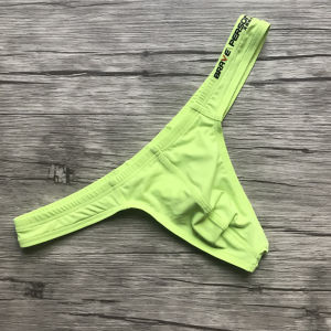 กางเกงชั้นในชายผ้าไนลอนลื่นเอวต่ำสุดเซ็กซี่สำหรับเยาวชน กางเกงชั้นในชายทรง T สำหรับผู้ชาย กางเกงชั้นในชายไร้ตะเข็บ ทรงสีพื้น ใส่สบาย