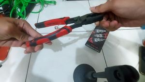 Set Pemotong Serbaguna YUKIDO 3 Pcs - Tang Multifungsi Chrome Vanadium Steel dengan Gagang PVC