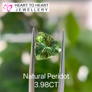 Natural Gemstone Peridot 3.98CT Trillion Mix cut Yellowish Green from Brazil