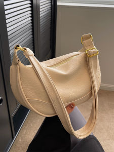 Retro High-End Fashion Small Saddle Bag Womens Casual Shoulder Bag Simple Versatile Trendy Single Strap Bag for Autumn Winter