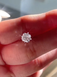 QUEENSUN18K gold Lab cultivated diamond Asche four claw one carat earrings with high-end feel real diamond earrings for men and women阿斯切四爪一克拉耳钉