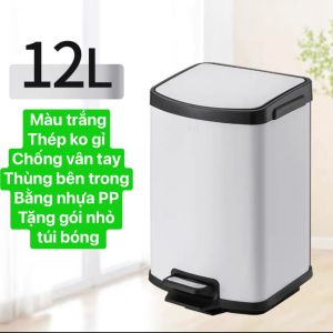 Thùng rác 95% bằng thép không gỉ chống vân tay bám bẩn. Nắp đạy hạ từ từ như cửa hít của xe sang.