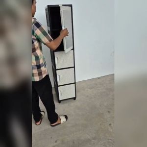 Akako Swing Mirror - Lemar Pakaian Kaca Minimalis Lemari Plastik Lemari Baju Lemari Premium