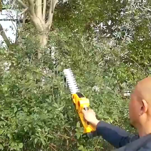 Hedge Trimmer Cordless Electric Brush Grass Shrub Trimmer 2 in 1 Handheld Mini Grass Shears Cutter Battery Powered Hedge Trimmer
