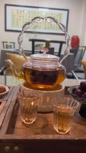 700ml Glass Teapot Tea Water Separation Handle Pot Creative Pink Butterfly Button Flower Teaset High Temperature Resistant Cup