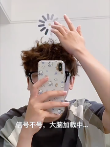 【Rotasi】Jepit rambut trendi/Hiasan kepala Lucu/Otak Memuat Jepit/Hadiah Humor Untuk Teman