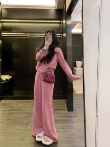 ชุดเสื้อและกางเกงขากว้างถักสไตล์สตรีทแฟชั่นฤดูใบไม้ผลิ ชุดเสื้อผ้าผู้หญิงไซส์ใหญ่ ชุดสองชิ้น เสื้อผ้าทำงาน ชุดเสื้อผ้าทำงาน