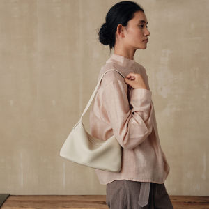 AVALEA | Top-layer Togo Leather Vintage Hobo Bag