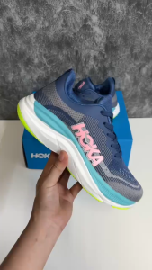 รองเท้าผ้าใบHo--Ka  รองเท้าสีดำล้วน สินค้ารุ่นใหม่ ใส่ทำงานได้ น้ำหนังเบาใส่สบาย สินค้าขายดี การันตีคุณภาพ