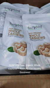 Sunfood Superfoods Organic Whole Cashews 227grams - Unsalted Non-GMO Vegan Gluten-Free Healthy Nuts