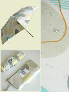 Portable Mini Foldable Three-fold Pocket Umbrella Sunny Rain Umbrella Black Glue Sun Protection Lightweight Compact Umbrella