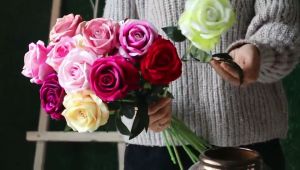 Hoa Hồng Nhung Nhân tạo chất liệu nỉ nhung