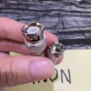 BNC ท้าย F-Type ต่อสัญญาณภาพจากกล้องไปที่เครื่องบันทึกภาพ หัว F-Type RG6 F หัวต่อสัญญาณ โทรทัศน์ กล้องวงจรปิด TV 1ชิ้น