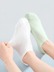 Secret World | Anti-slip Antibacterial Anti-odor Boneless Anti-pilling Short Tube Socks