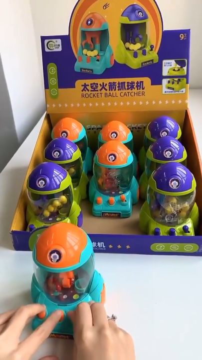 【Lulufafa】ของเล่นเด็ก ตู้คีบตุ๊กตา ตู้คีบตุ๊กตาจำลอง ของเล่นฝึกทักษะ มินิจับลูกบอล เครื่องหนีบ