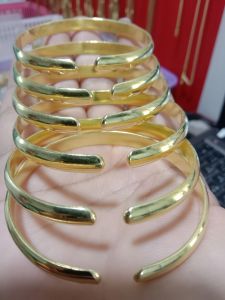 กำไลหน้านูน งานทองเหลืองแท้ 100% ขนาดฟรีไซส์