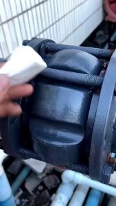 RAYHONG®【Free brush】Rust Remover for Metal Lubrication and Anti-Rust remover penetrating oil water-based metallic Anti Rust Paint Bicycle Chains Rusty Screws Rust Removal Motorcycle Car Lubricant Stain Rust Converter METAL POLISH anti corrosion paint