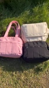 กระเป๋าสะพายข้าง กระเป๋าเดินทางแบบดัฟเฟิล กระเป๋าใส่ของสุดสัปดาห์แบบพกพา กันน้ำ พร้อมกระเป๋าปรับได้