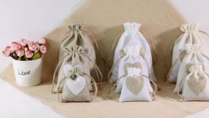 10Pcs/lot Heart Pattern Flax Jute Bags 8x10 10x14 13x18cm Birthday Christmas Party Wedding Burlap Linen Drawstring Gift Bag