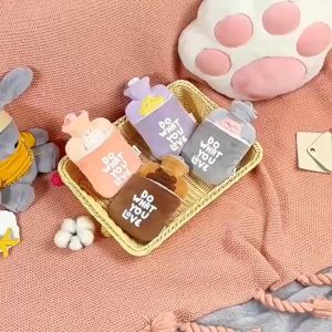 Túi chườm nóng lạnh bụng kinh đa năng đáng yêu 500ml có lớp vải nhung bên ngoài