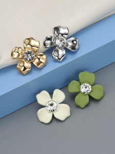 10 pcs/sparkling flowers inlaid with rhinestones metal high-end buttons clothing scarves accessories DIY accessories