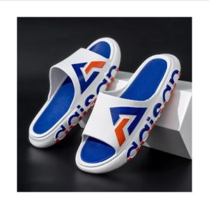 QJshop รองเท้าแตะแบบสวมผช. รองเท้าแตะแฟชั่นแบบสวม ตัวรองเท้าวัสดุยางเกรดAนิ่ม ใส่สบาย มี4สีให้เลือกใส่แล้วดูเท่ห์มาก รีบมาตำกันได้เลย