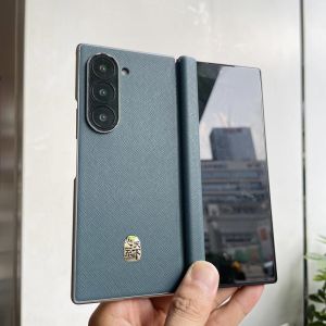 เคสโทรศัพท์ Samsung Z Fold6 แบบบางเฉียบสำหรับผู้ชาย ปกป้องแบตเตอรี่แบบแม่เหล็ก MagSafe ดีไซน์เรียบง่าย สไตล์ธุรกิจ