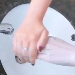 Deep Sea Mud โคลนทะเลน้ำลึก กลิ่นหอมไวท์ ทั้งใช้สำหรับทะเลน้ำลึก และให้ความชุ่มชื้น ครีมอาบ ไม่ปลอดภัยในน้ำ