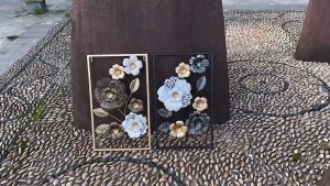 【3D Flower Decoration】Art Gold Framed Metal Creative Home Wall Decor with Square Frame Luxury Style