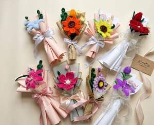 Velvet Wire Flower Bouquet | Handmade Chenille Stem Bouquet | Cute Small Gift for Birthday Graduation or Home Decor