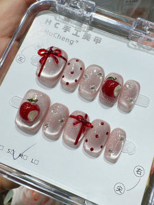 Nail Art สไตล์ใหม่ ติดแต่งเล็บแบบถอดได้ สีแดง เครื่องประดับตกแต่งเล็บแบบมืออาชีพ ลายแอปเปิ้ลสีขาว วัสดุอะคริลิก