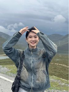 WANGGONGZHU | Retro Washed Denim Jacket Women Spring Autumn Short Style Fashionable Princess Commute Style Turn-down Collar Regular Length Loose Fit