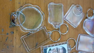 Gantungan Kunci Akrilik Foto dengan foto suka suka