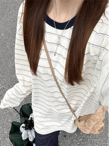 เสื้อยืดแขนยาวลายทางย้อนยุคสไตล์อเมริกันสำหรับผู้หญิง ฤดูใบไม้ร่วง 2025 ใหม่ ทรงหลวม ลำลอง กระชับสัดส่วน เสื้อชั้นใน