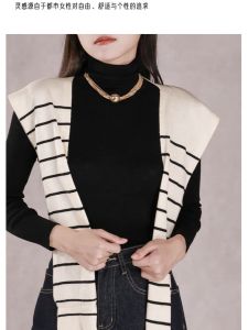 Khăn Choàng Dệt Kim Đơn Giản Màu Đen Trắng Thời Trang Xuân 2024 Cho Nữ Khăn Choàng Đa Năng Phong Cách Đường Phố Trang Phục Thường Ngày